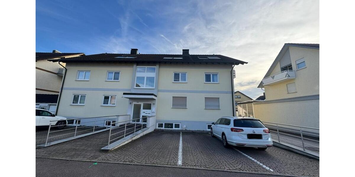 Etagenwohnung Lahr (Schwarzwald) - 3 Zimmer, 94 m&sup2;, 320.000&euro; | Angebot:26439575
