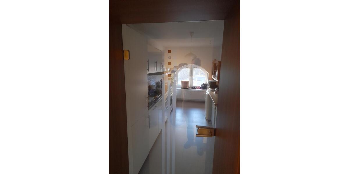 Sanierte 3-Zimmer-Wohnung (100 m²) in zentraler Lage zu vermieten zimmer