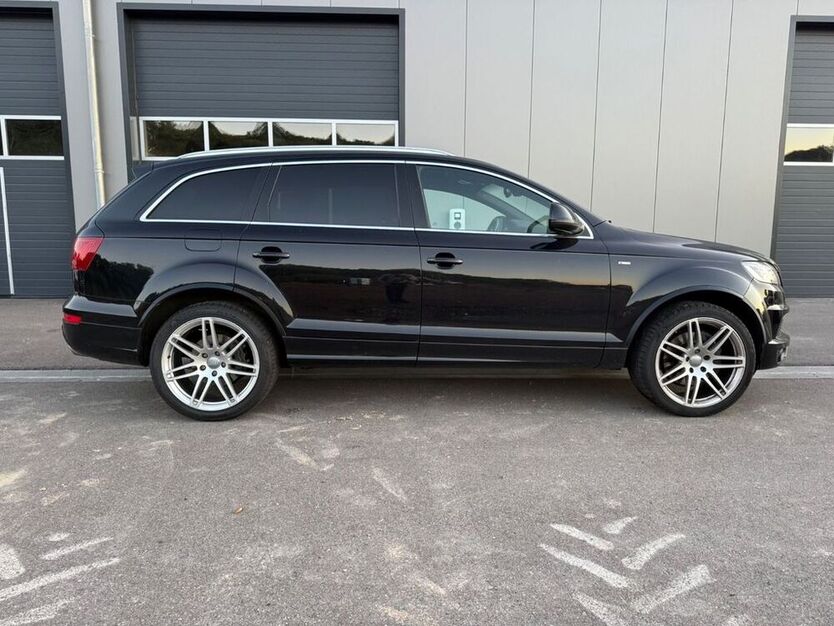 Q7