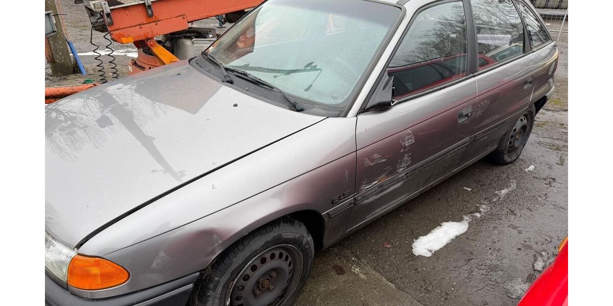 Opel Astra 50.000 km 1.200 &euro; Potsdam 14480