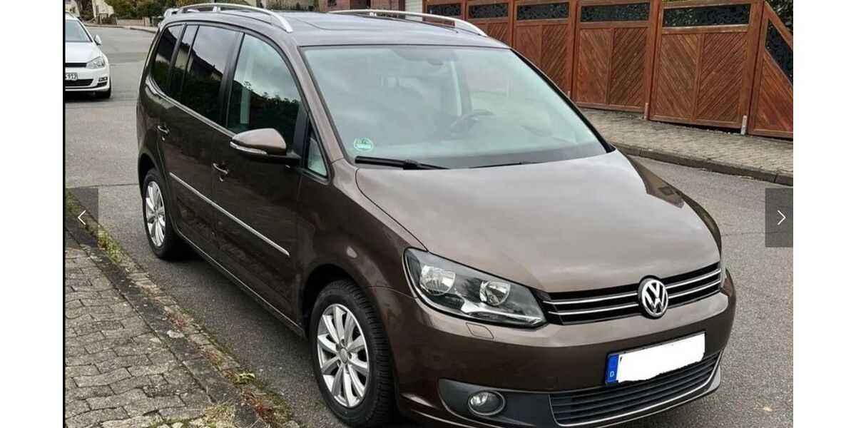 VW Touran 131.000 km 9.450 &euro; Wolfsburg 38446