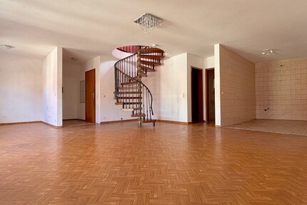 Raum für Neues: 3-Zimmer Maisonettewohnung im Zentrum - Wohnung Gernsbach | Angebot:26748184