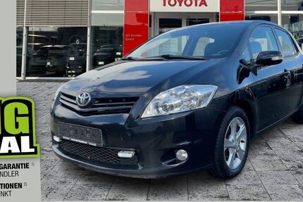 Toyota Auris 212.228 km 4.940 € Dresden 01217