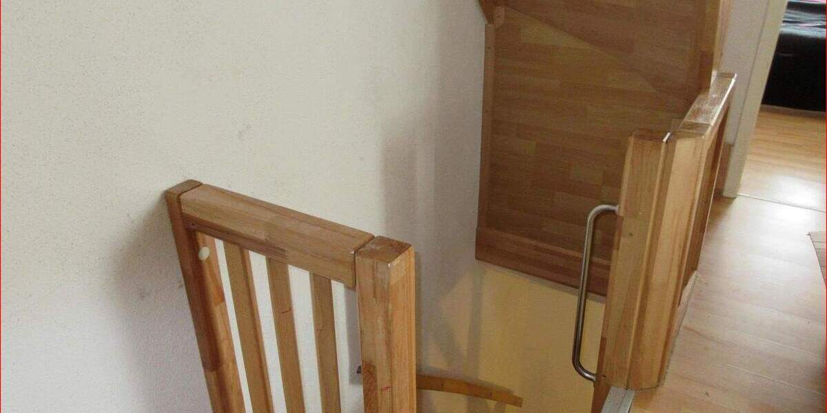 Doppelhaushälfte Altensteig - 5 Zimmer, 125 m&sup2;, 329.000&euro; | Angebot:25665822