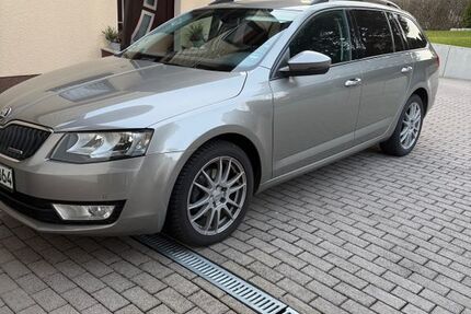 Skoda Octavia 144.000 km 9.300 &euro; Steinbach-Hallenberg 98587