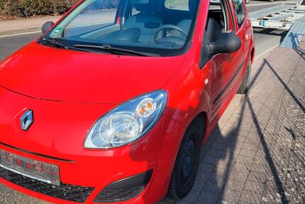 Renault Twingo 95.000 km 1.990 &euro; Sailauf 63877