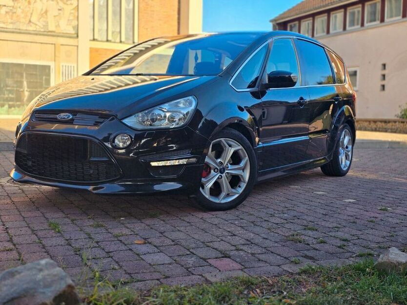 S-Max