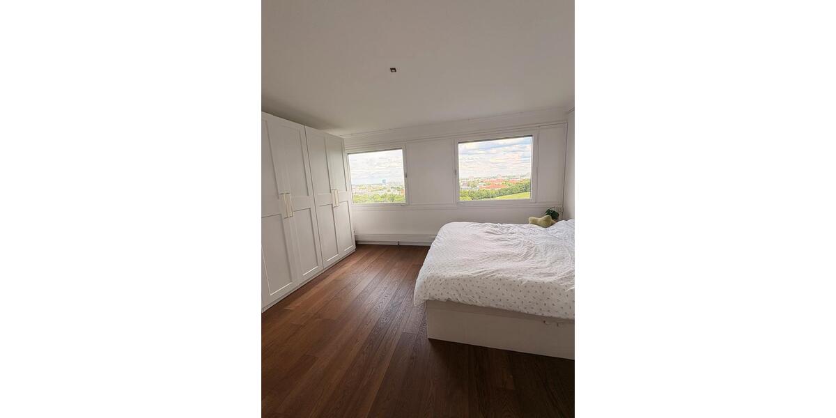 Dachgeschoßwohnung München Schwabing-Freimann - 3 Zimmer, 101 m&sup2;, 3.500&euro; | Angebot:26646318