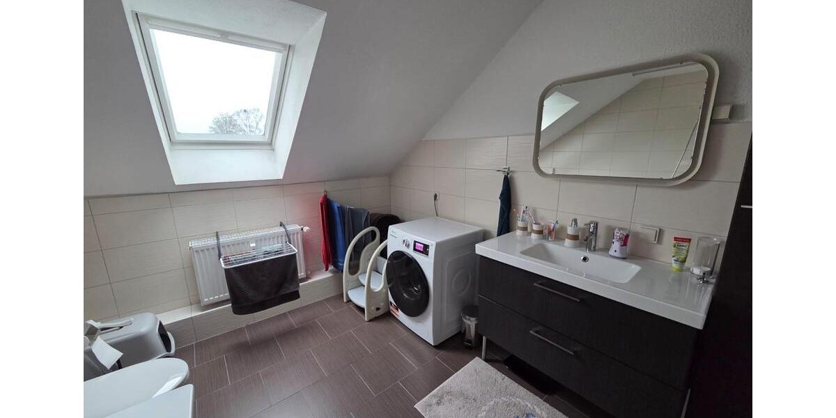 Etagenwohnung Weißwasser (Oberlausitz) - 4 Zimmer, 93 m&sup2;, 605&euro; | Angebot:26664454