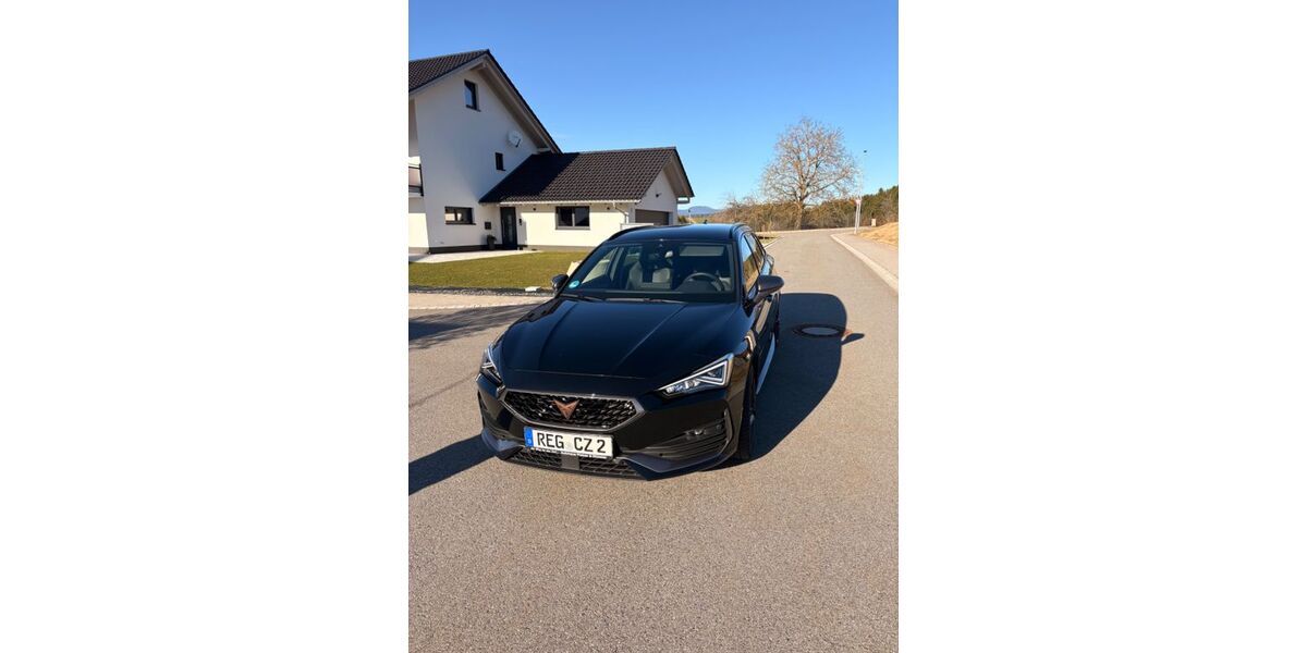 Cupra Leon 60.800 km 21.950 &euro; Zachenberg 94239