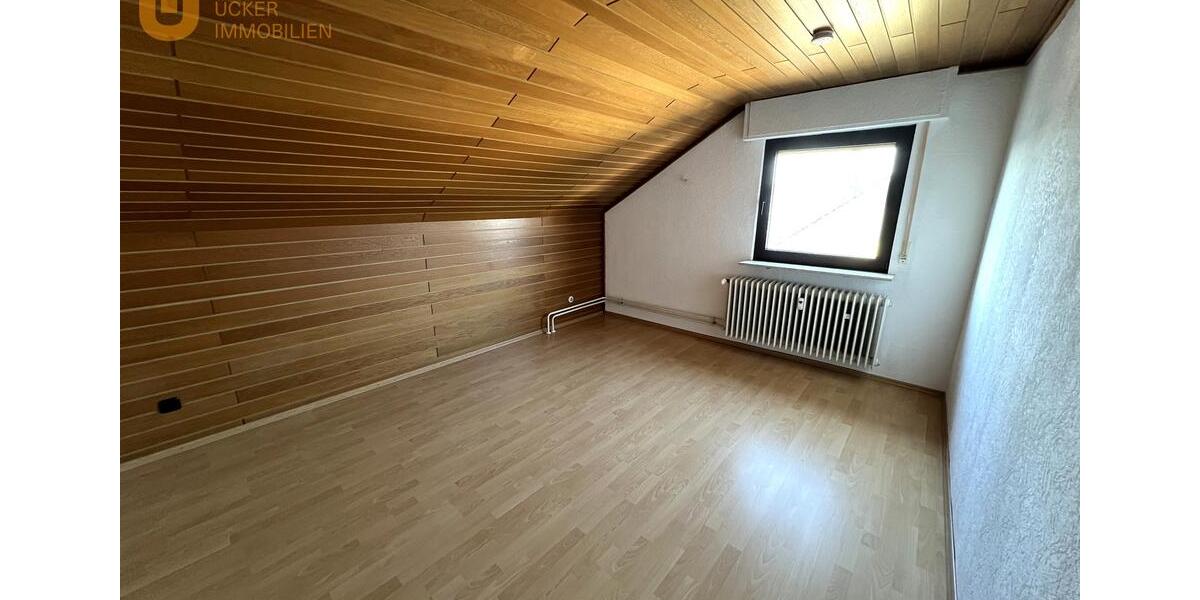 Dachgeschoßwohnung Rodgau - 3 Zimmer, 78 m&sup2;, 600&euro; | Angebot:24858542