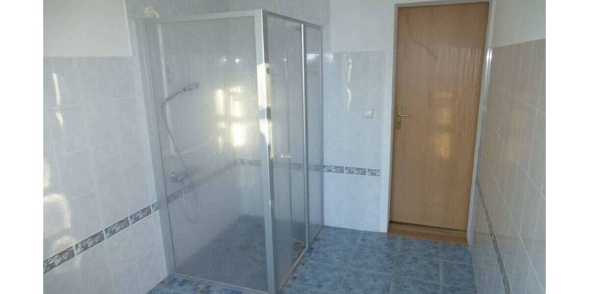 Etagenwohnung Oelsnitz/Erzgeb.-Oelsnitz Oelsnitz - 6 Zimmer, 125 m&sup2;, 620&euro; | Angebot:26306285