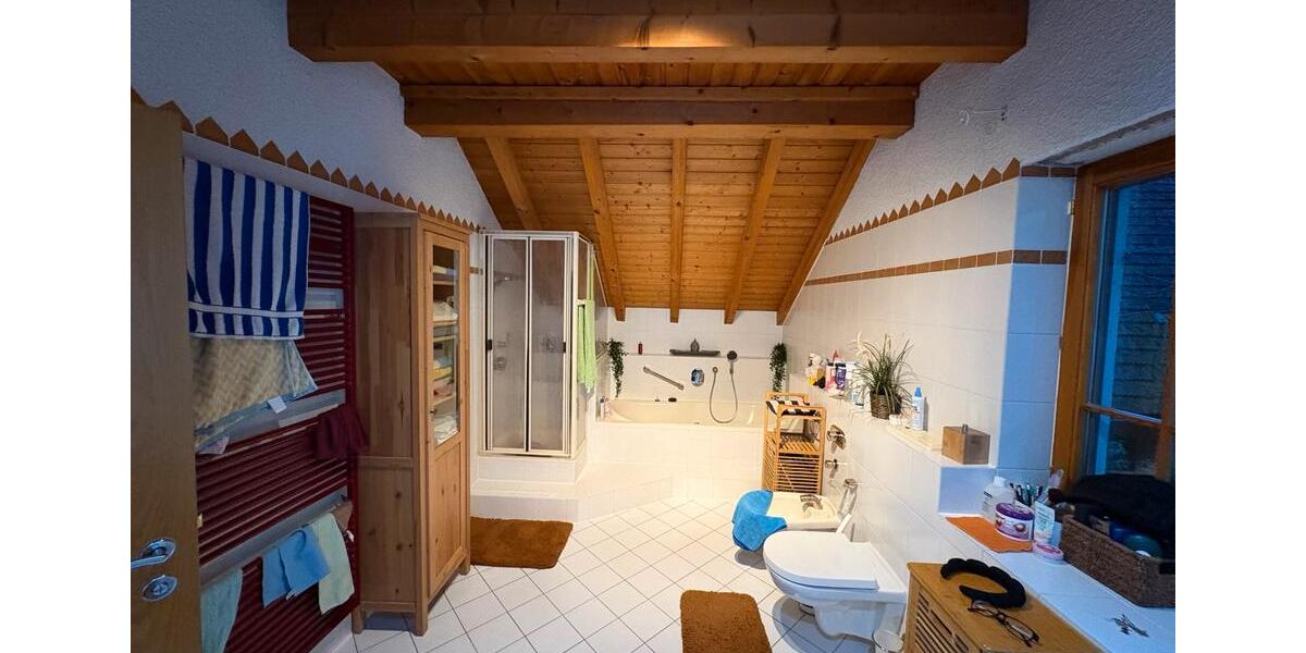 Einfamilienhaus Appenweier - 6.5 Zimmer, 180 m&sup2;, 1.980&euro; | Angebot:25519422