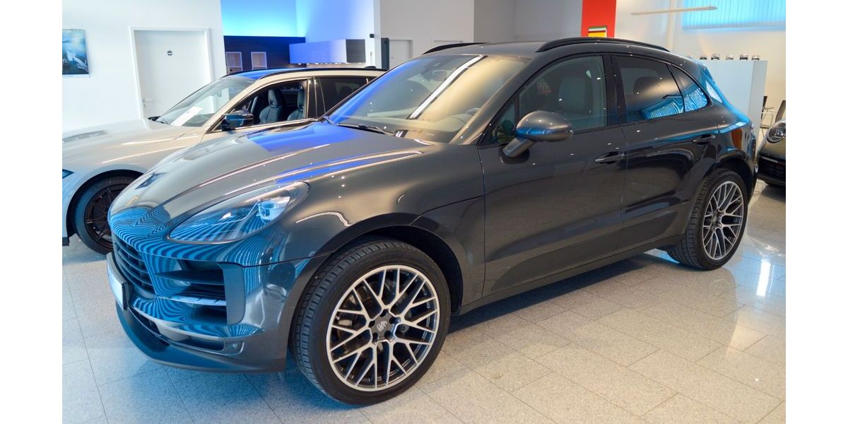 Porsche Macan 57.001 km 54.880 &euro; Otterfing 83624