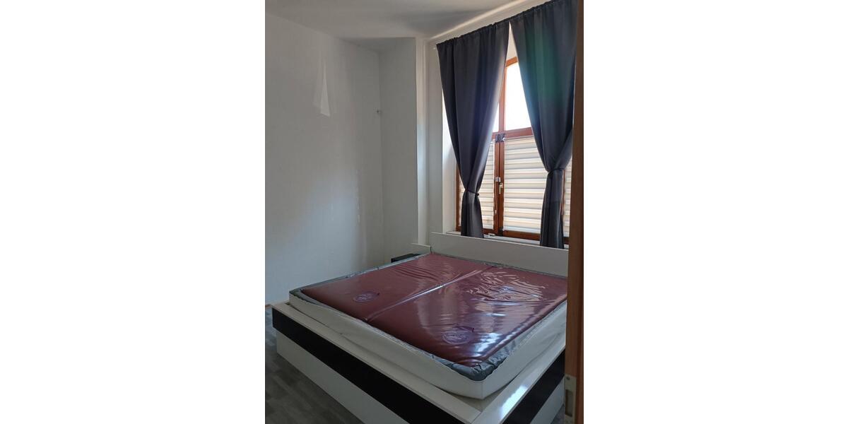 Erdgeschoßwohnung Erfurt - 2 Zimmer, 73 m&sup2;, 680&euro; | Angebot:26207177