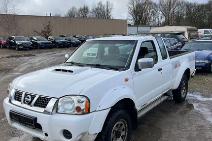Nissan PickUp 187.227 km 5.990 &euro; Elmshorn 25337