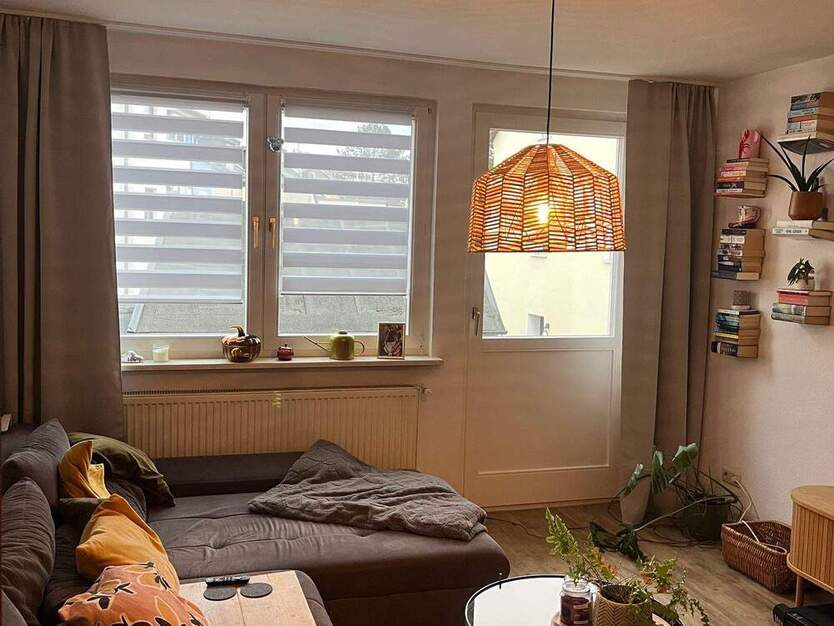 Gemütliche 2-Zimmer-Wohnung mit zwei Balkonen in Siegburg 2 zimmer