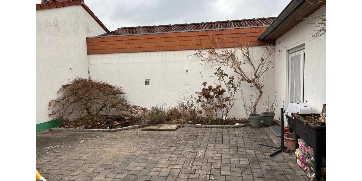 Bungalow Bonn Hardtberg - 4 Zimmer, 165 m&sup2;, 2.145&euro; | Angebot:24817351