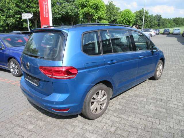 Touran Comfortline 2.0 TDI DSG NAVI AHK LED ACC AL