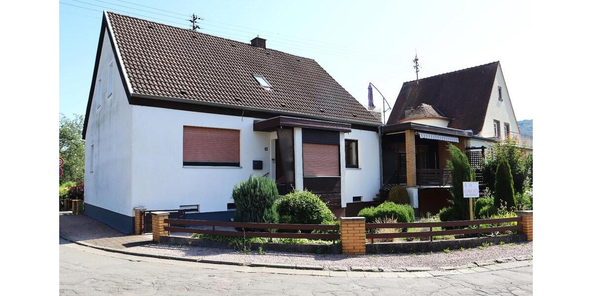 Einfamilienhaus Pfeffelbach - 8 Zimmer, 193 m&sup2;, 180.000&euro; | Angebot:27158183