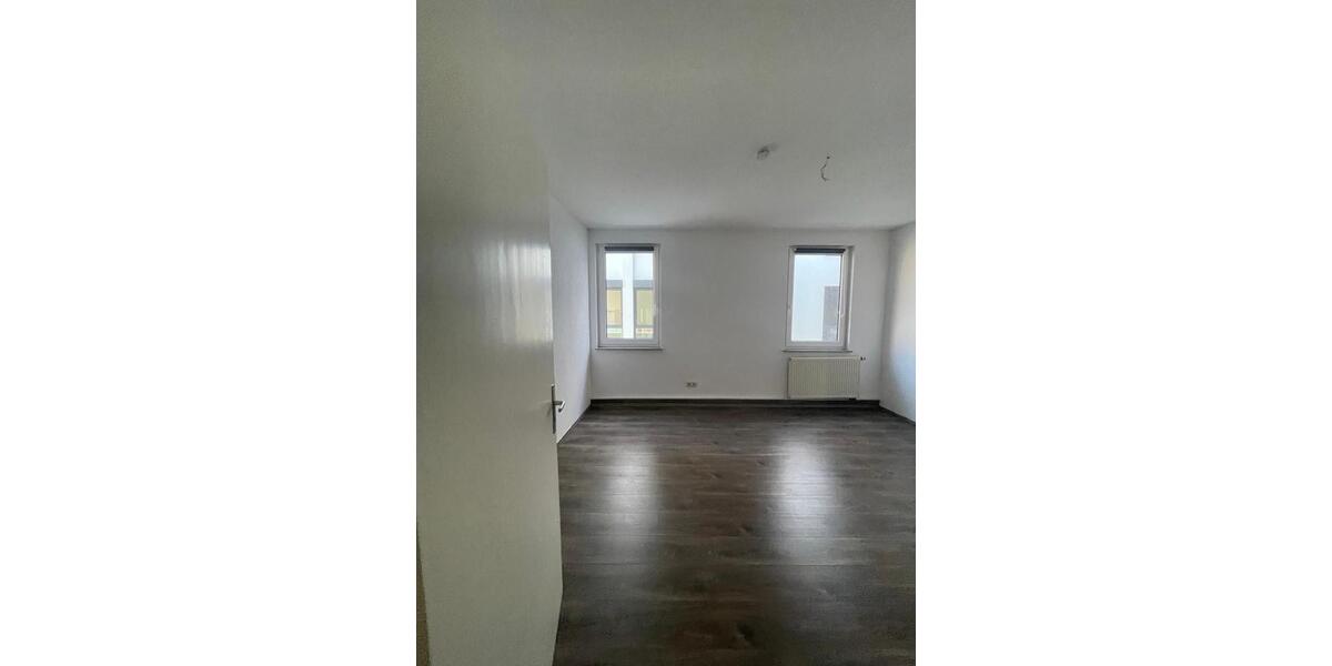 Etagenwohnung Aalen - 3 Zimmer, 120 m&sup2;, 1.050&euro; | Angebot:26595162