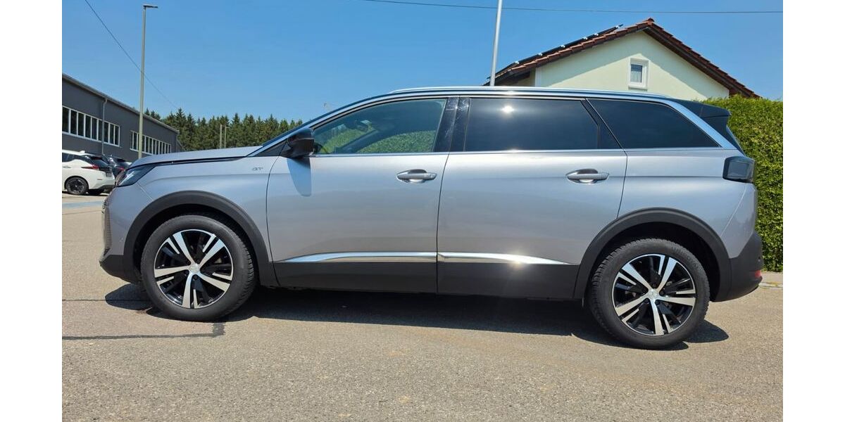Peugeot 5008 83.655 km 23.480 &euro; Welden 86465