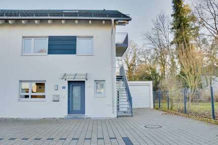 Haus zum Mieten in Hohenbrunn 3.150 € 162 m² 5 zimmer