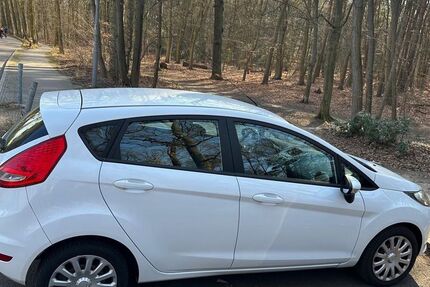 Ford Fiesta 92.000 km 3.600 &euro; Hennigsdorf 16761