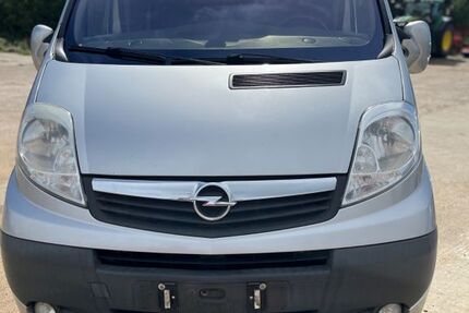 Opel Vivaro 190.000 km 11.700 &euro; Kiel 24146