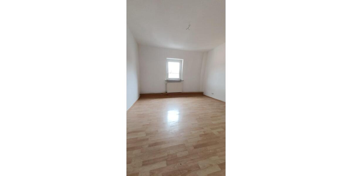 Dachgeschoßwohnung Wuppertal - 4 Zimmer, 97 m&sup2;, 896&euro; | Angebot:26648399
