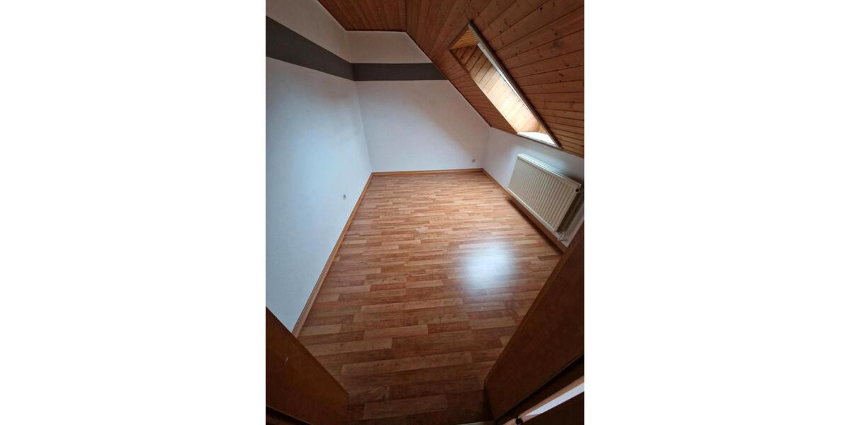 Maisonettenwohnung Lüder - 4 Zimmer, 100 m&sup2;, 700&euro; | Angebot:24764064