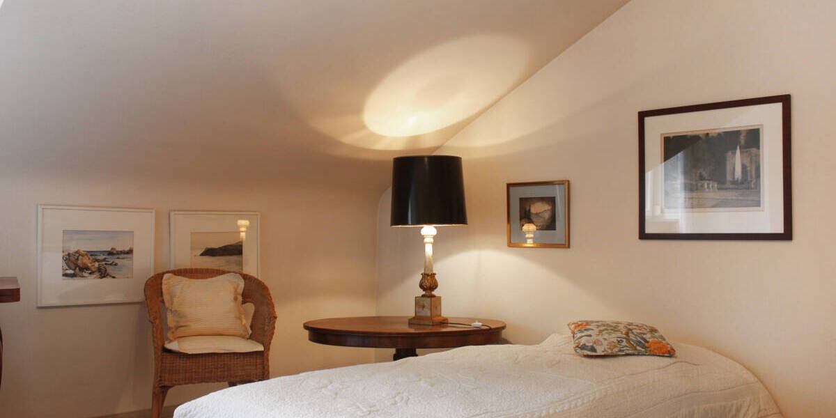 Doppelhaushälfte Grünwald - 7 Zimmer, 200 m&sup2;, 2.690.000&euro; | Angebot:25837357