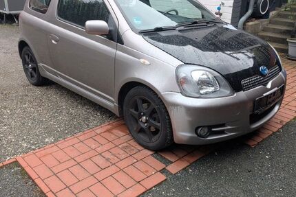 Toyota Yaris 231.319 km 2.090 € Langelsheim 38685