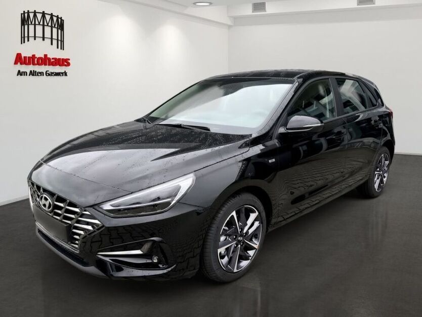 i30