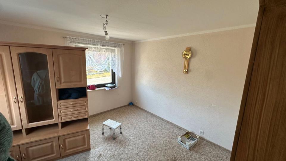 Einfamilienhaus Bischofswerda - 5 Zimmer, 90 m&sup2;, 79.000&euro; | Angebot:26963038