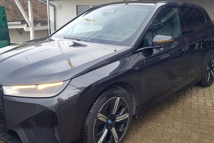 BMW iX 198.000 km 35.900 &euro; Baden-Baden 76534