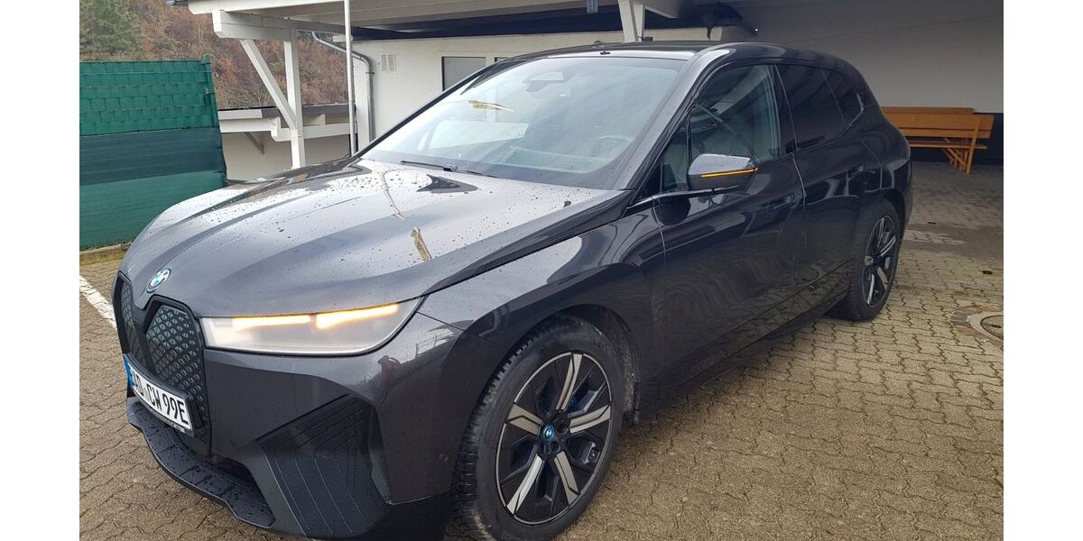 BMW iX 198.000 km 35.900 &euro; Baden-Baden 76534