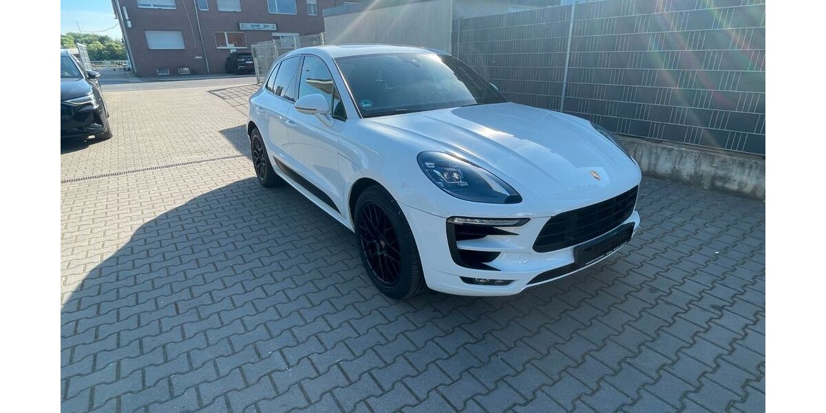 Porsche Macan 121.000 km 37.950 &euro; Bedburg 50181