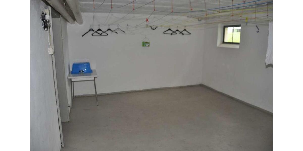Erdgeschoßwohnung Marsberg - 3 Zimmer, 79 m&sup2;, 99.000&euro; | Angebot:26621219