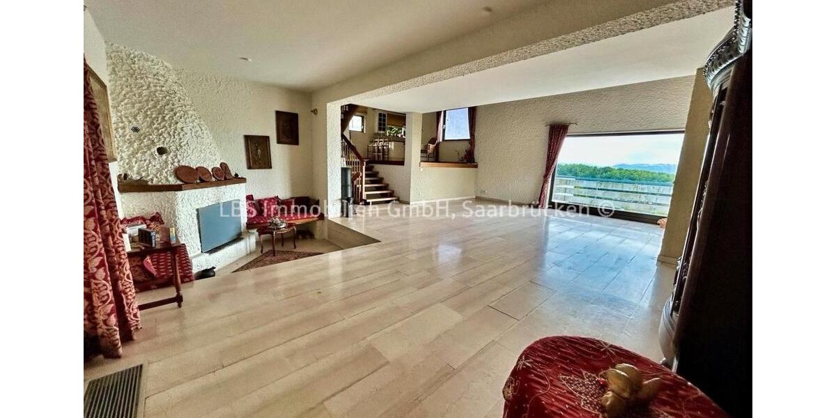 Einfamilienhaus Saarbrücken Neue Bremm - 7 Zimmer, 350 m&sup2;, 320.000&euro; | Angebot:26322666
