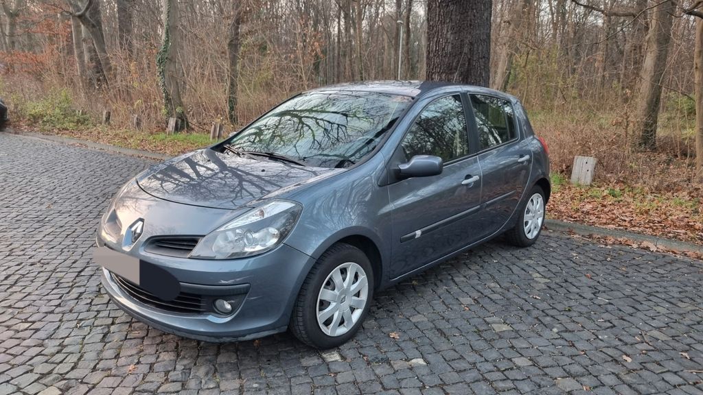 Renault Clio 213.400 km 1.400 &euro; Hannover 30175