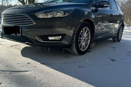 Ford Focus 102.000 km 8.900 &euro; Lüdenscheid 58511