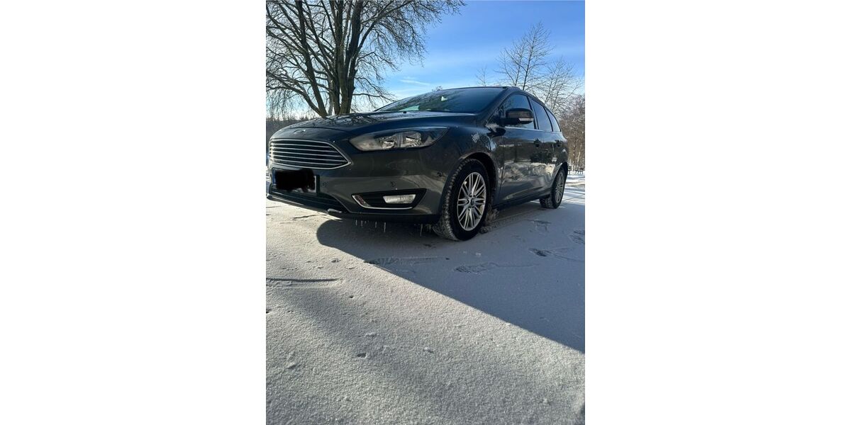Ford Focus 102.000 km 8.900 &euro; Lüdenscheid 58511