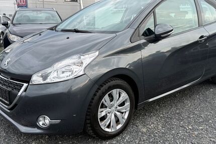 Peugeot 208 99.507 km 3.490 &euro; Eitorf 53783