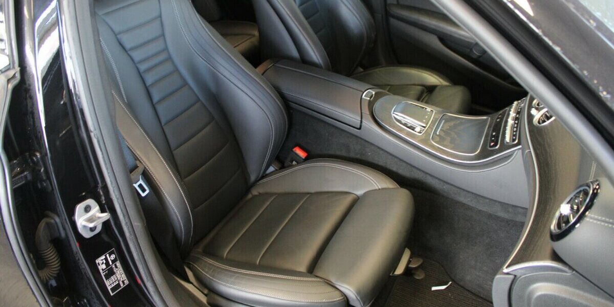 Mercedes-Benz E 300 d 4Matic T 9G-TRONIC AMG Line 78.920 km 37.980 &euro; Euskirchen 53881
