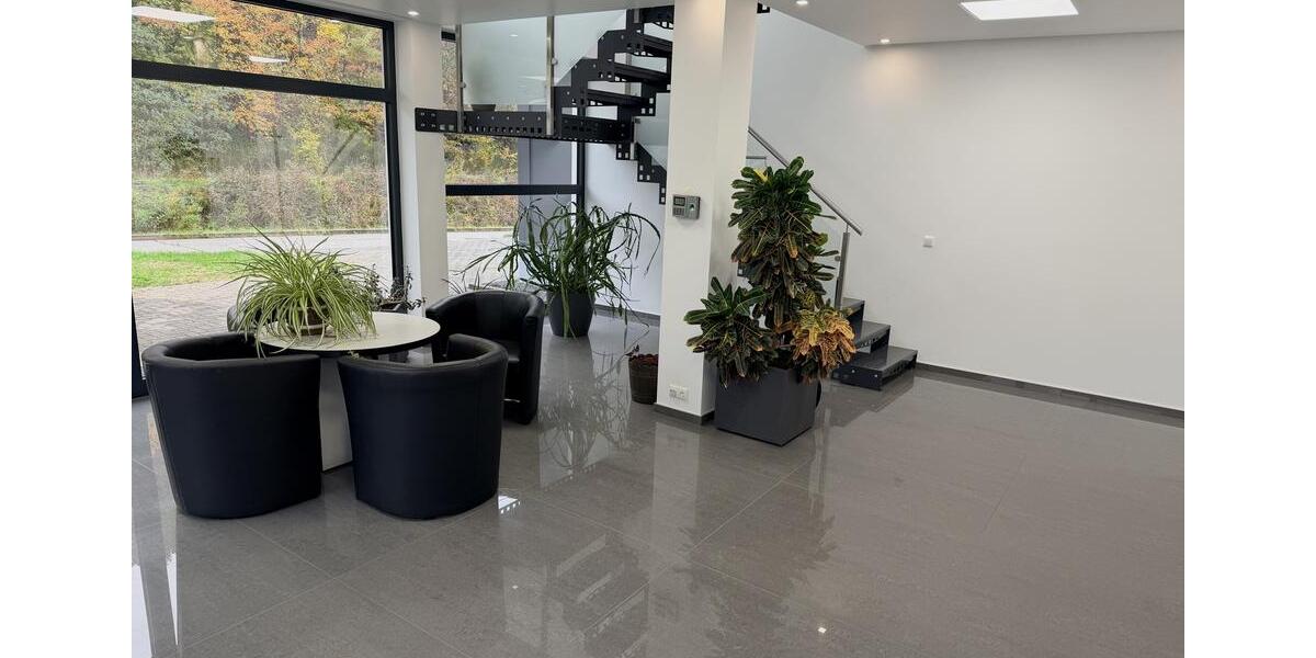 Gewerbeobjekt Schiffweiler - 2.000&euro; | Angebot:24387496