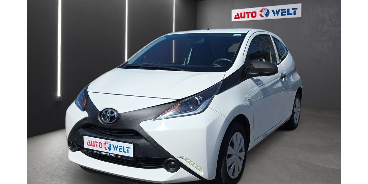 Toyota Aygo (X) 77.525 km 7.990 &euro; Sandersdorf Brehna 06796