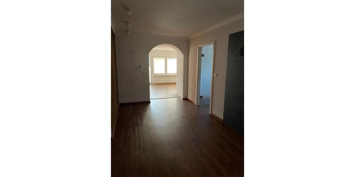 Erdgeschoßwohnung Lebach - 4 Zimmer, 110 m&sup2;, 850&euro; | Angebot:25419304