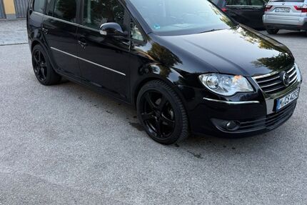 VW Touran 316.000 km 4.700 &euro; München 80997