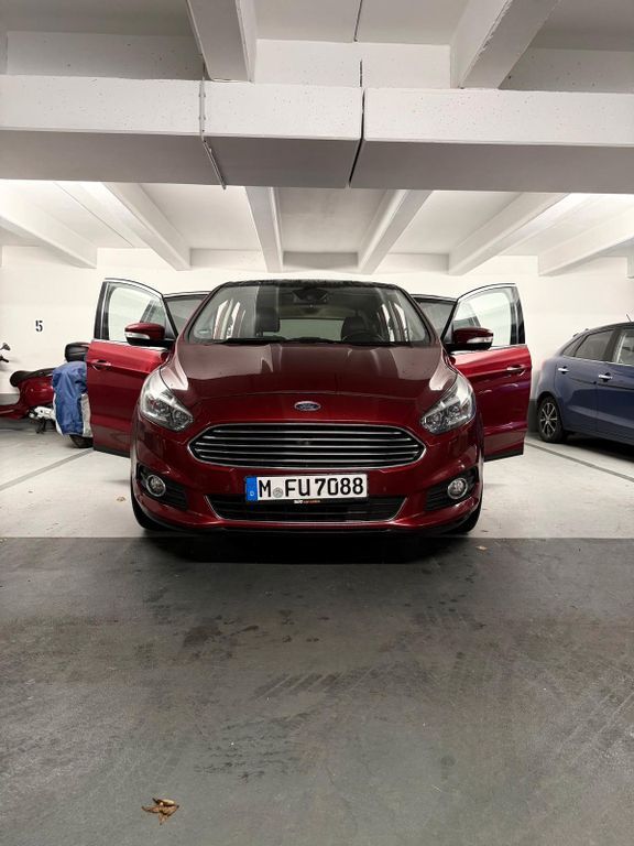 Ford S-Max 172.814 km 14.500 € München 80997